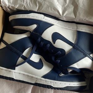 Nike Midnight Navy Dunks High women’s 7.5